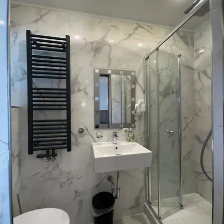 Gg Self-stay Aparthotel 3*