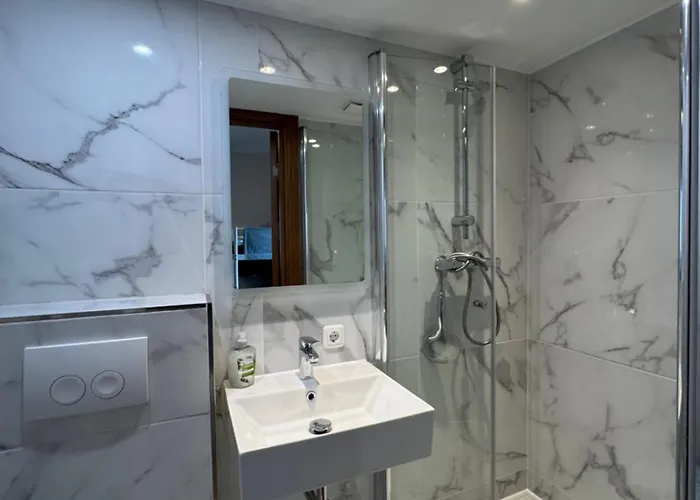 Gg Self-stay Apartahotel 3*